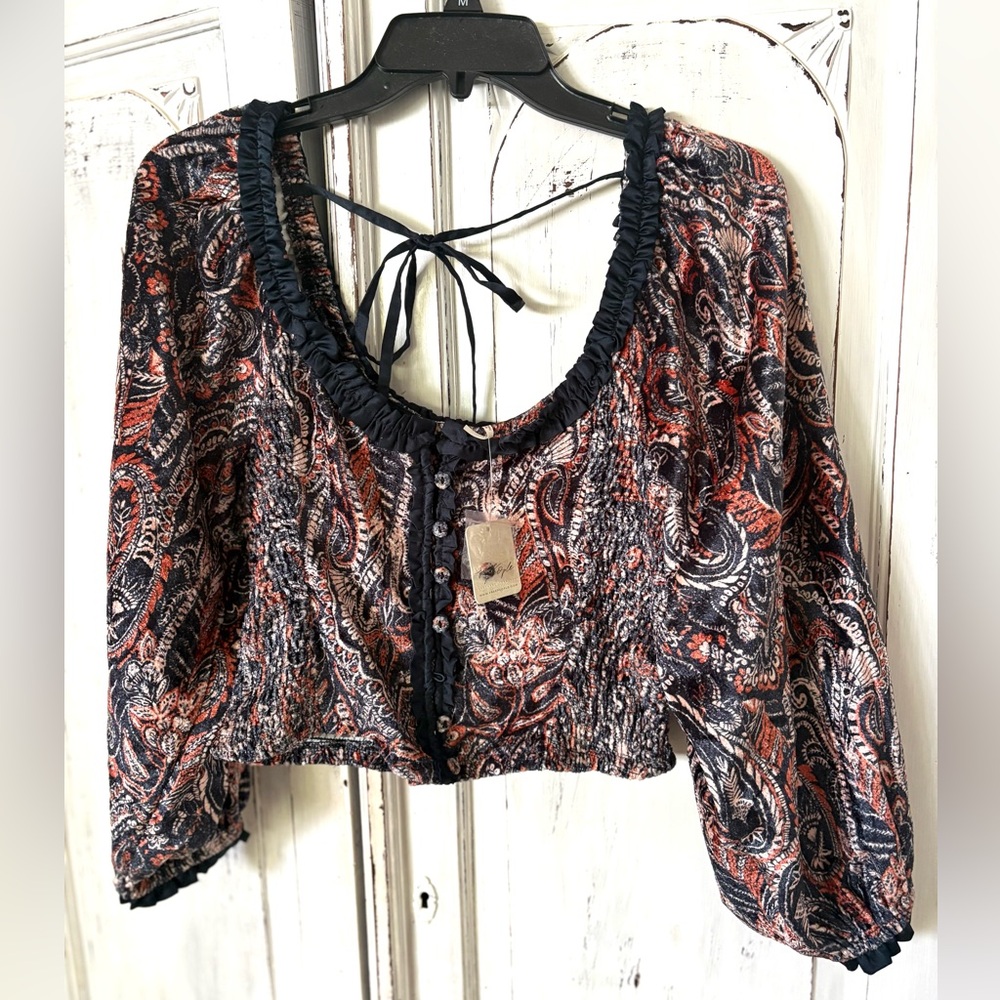 Free people cropped long sleeve m shirt NWT